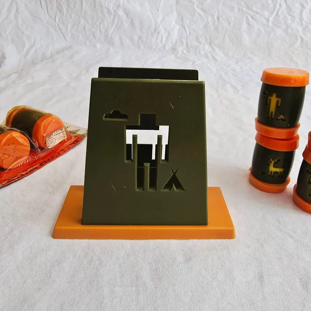 Vntg St. Labre Indian School SALT PEPPER Shaker Sets Napkin Ashland Montana 7